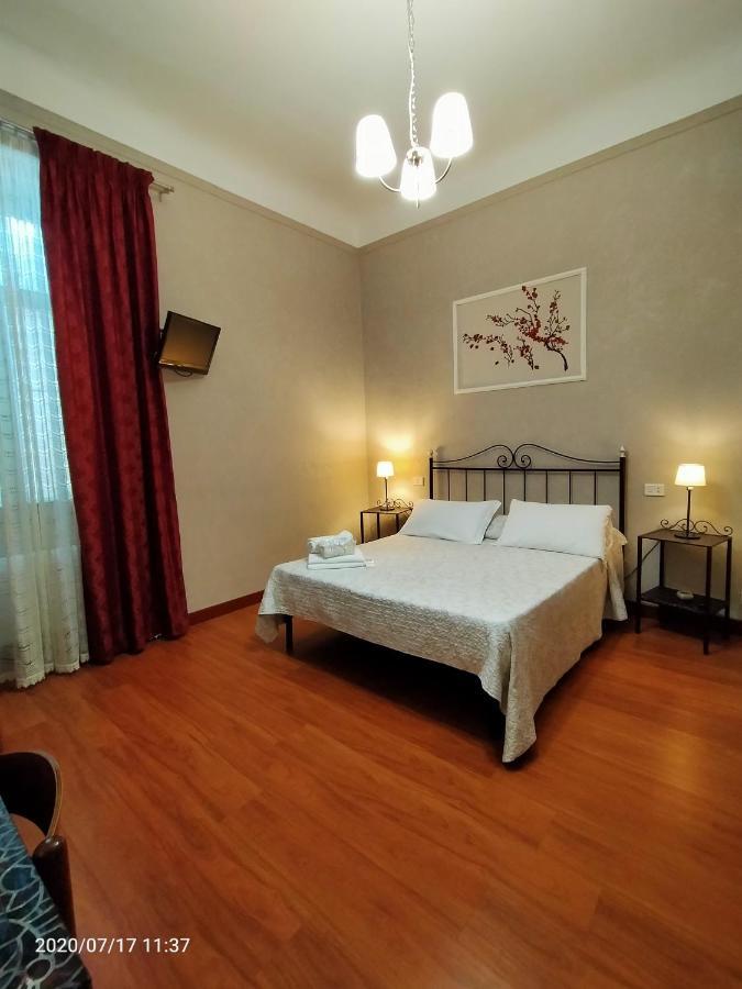 Double Room Private Bathroom