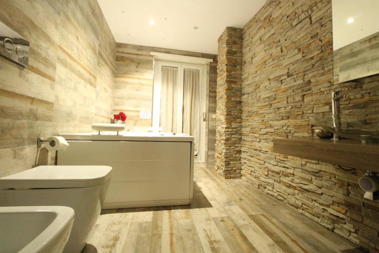 Suite Spa Bath
