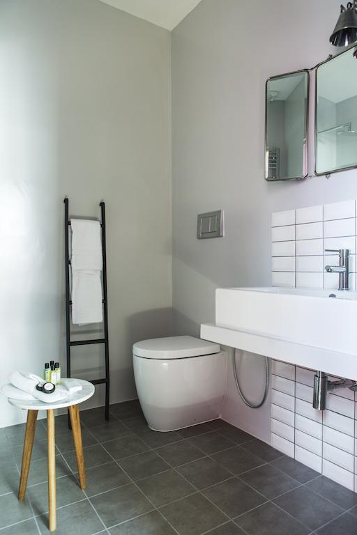 Small Double Room,103856615:JPEG