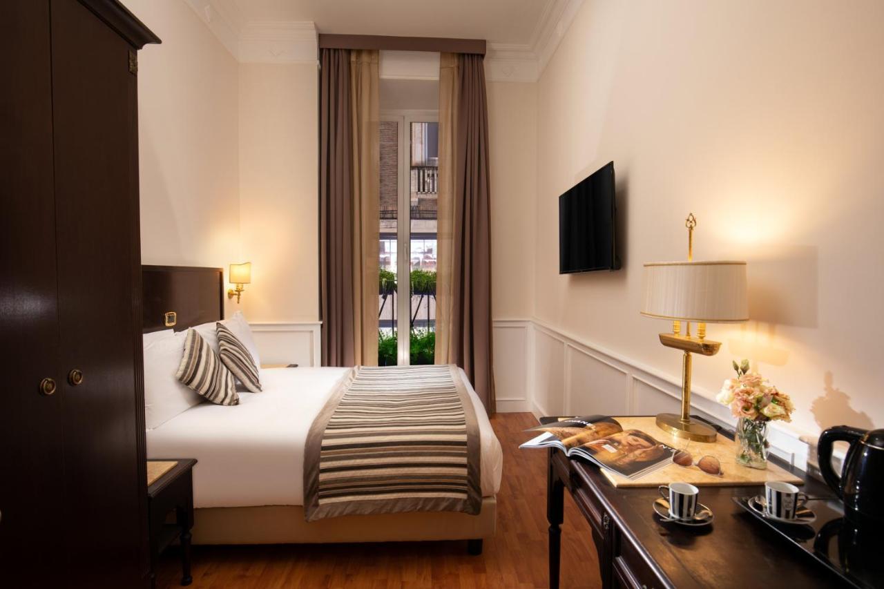 Standard Double or Twin Room,1070299783:JPEG