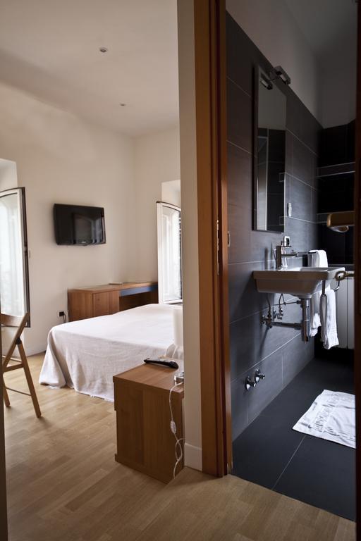 Comfort Single Room