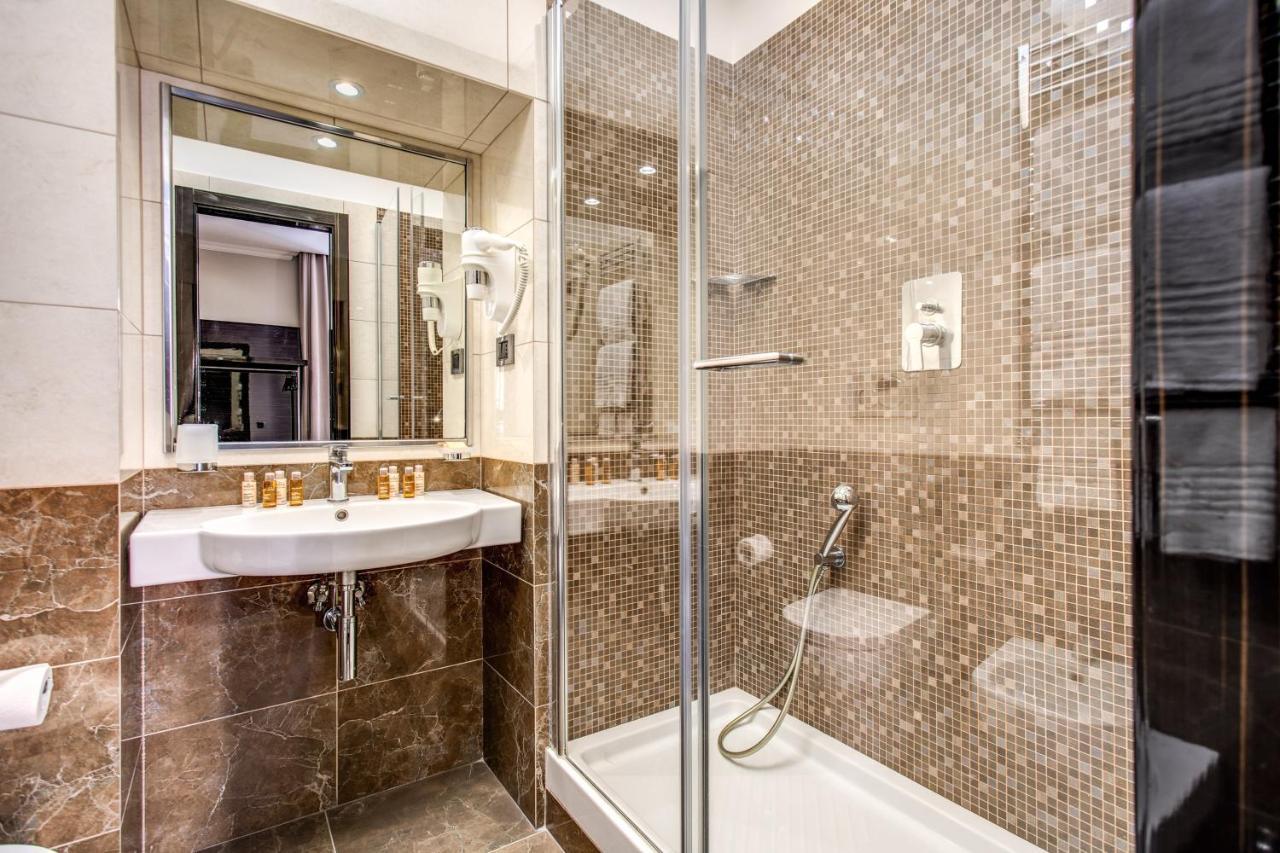 Superior Double or Twin Room City View