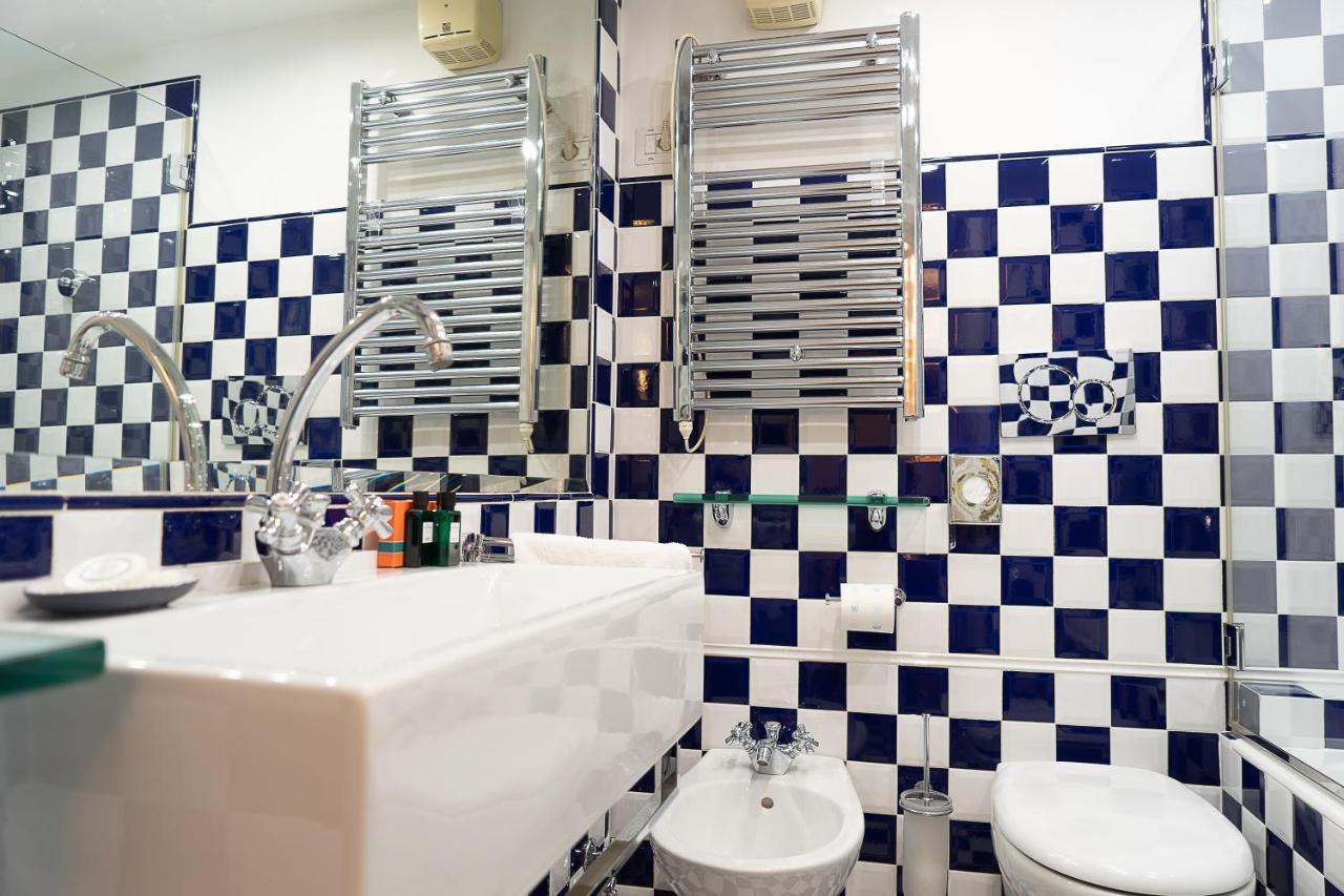 One-Bedroom Apartment - Split Level,1146875122:JPEG