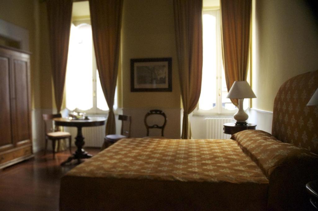 Double or Twin Room,48377893:JPEG