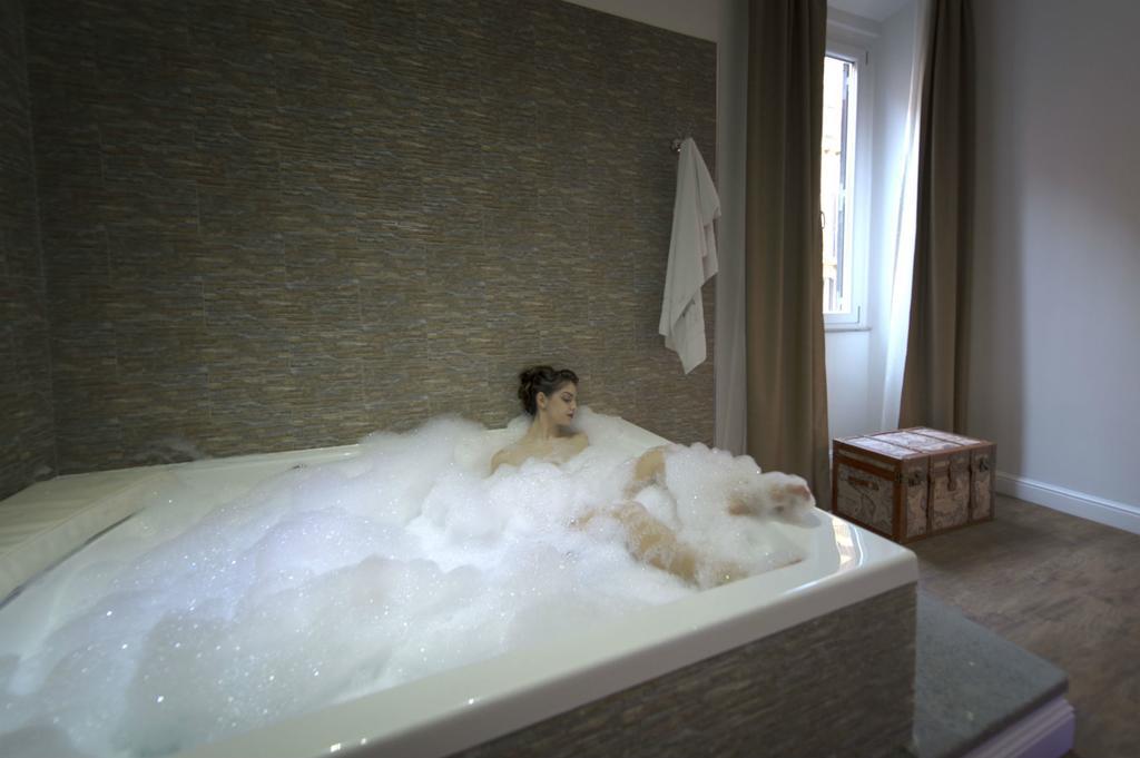 Suite Spa Bath