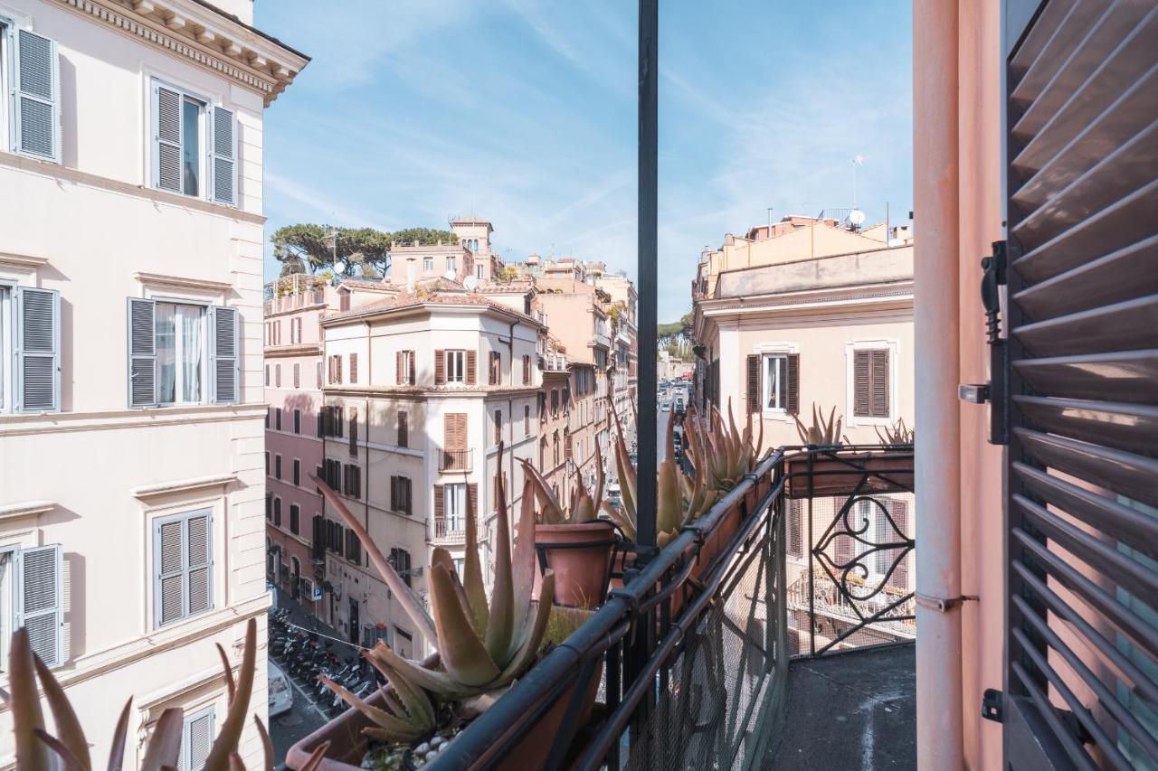 Deluxe Double Room Balcony