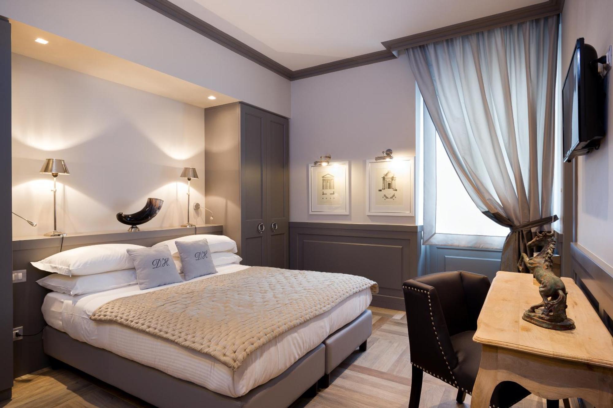 Standard Queen Room