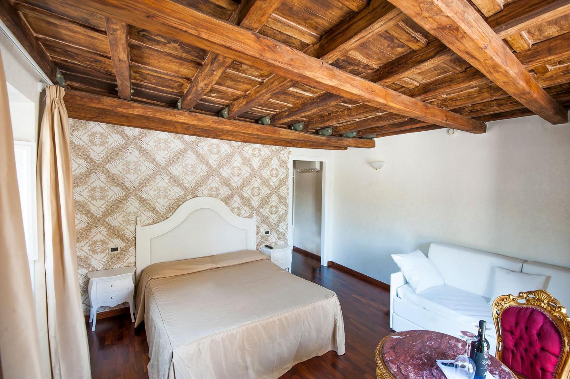 Double Room Colosseum View
