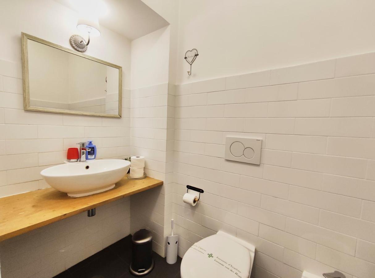 Superior Triple Room Private Internal Bathroom