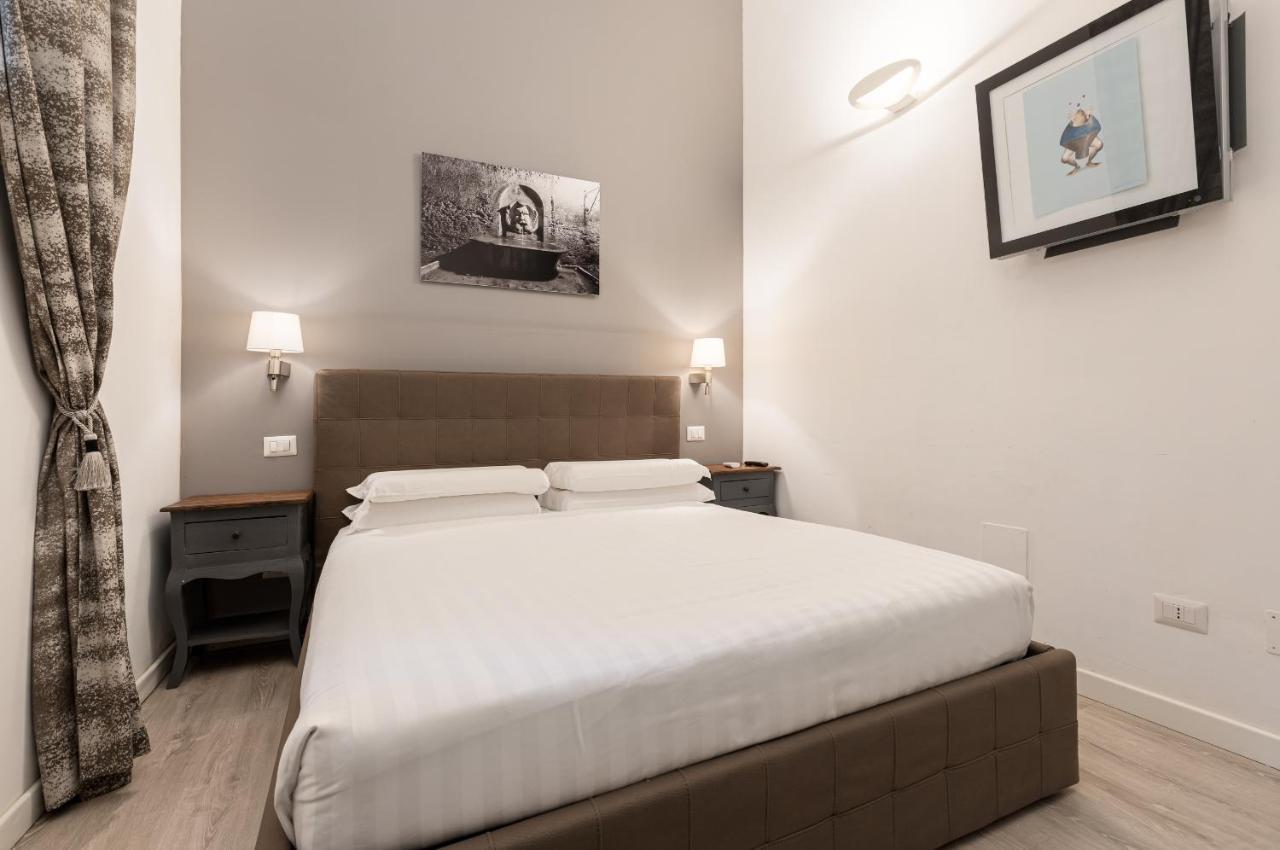 Standard Double Room Via della Frezza