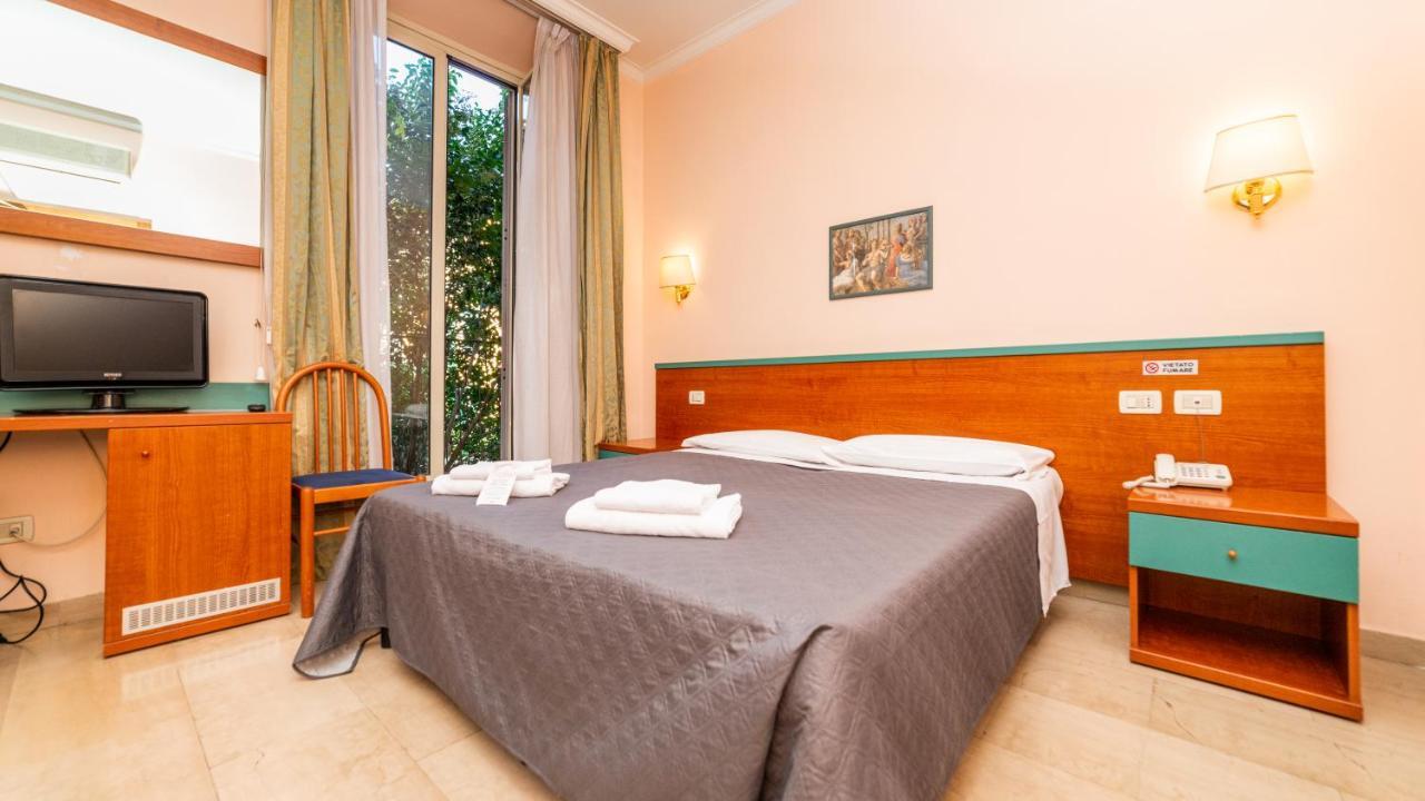 Large Single Room
