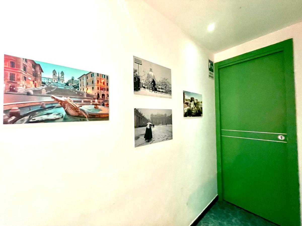 Small Double Room,1340880761:JPEG