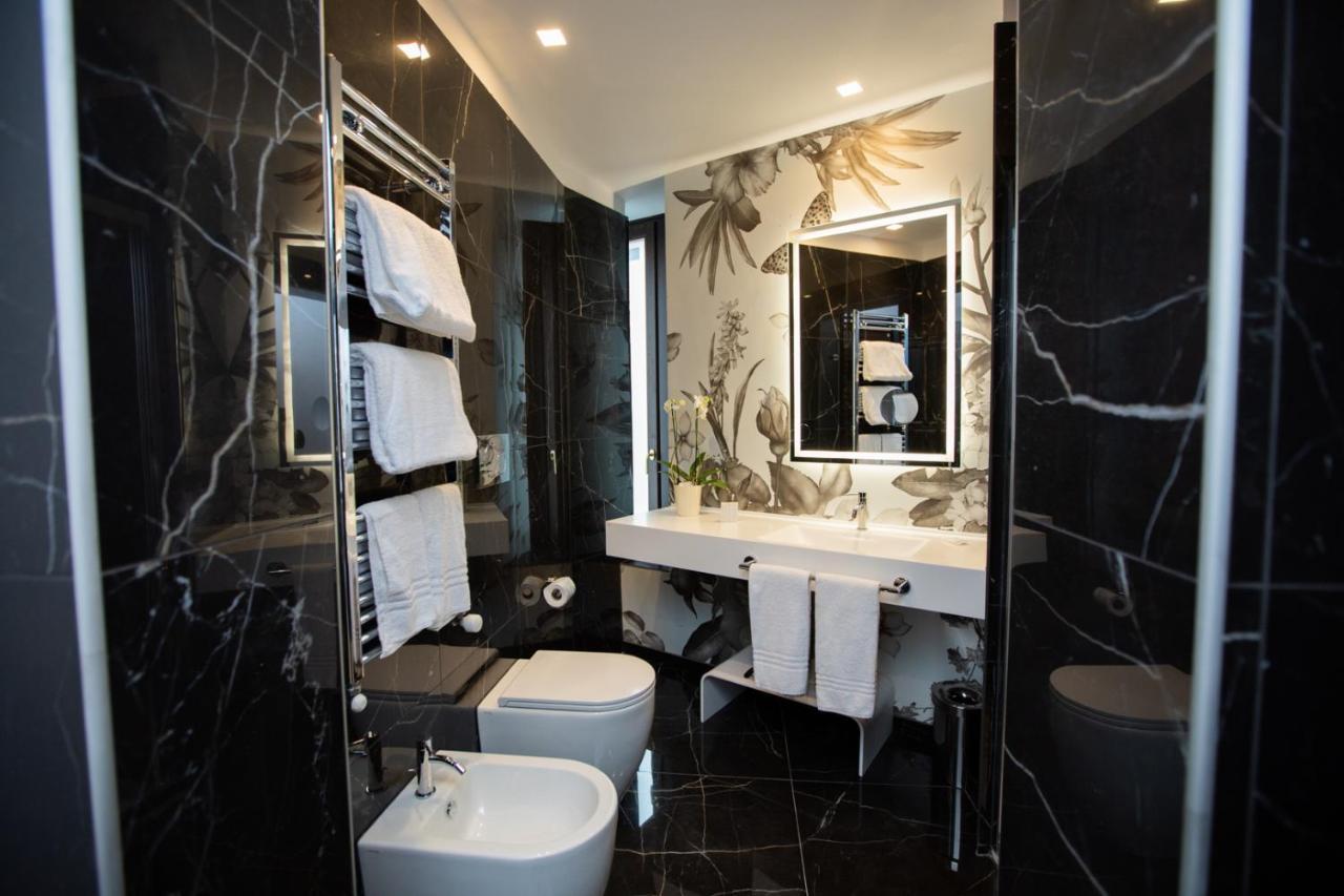 Deluxe Double or Twin Room City View