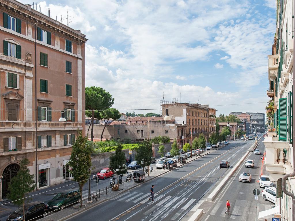 Superior Studio with Coliseum View
