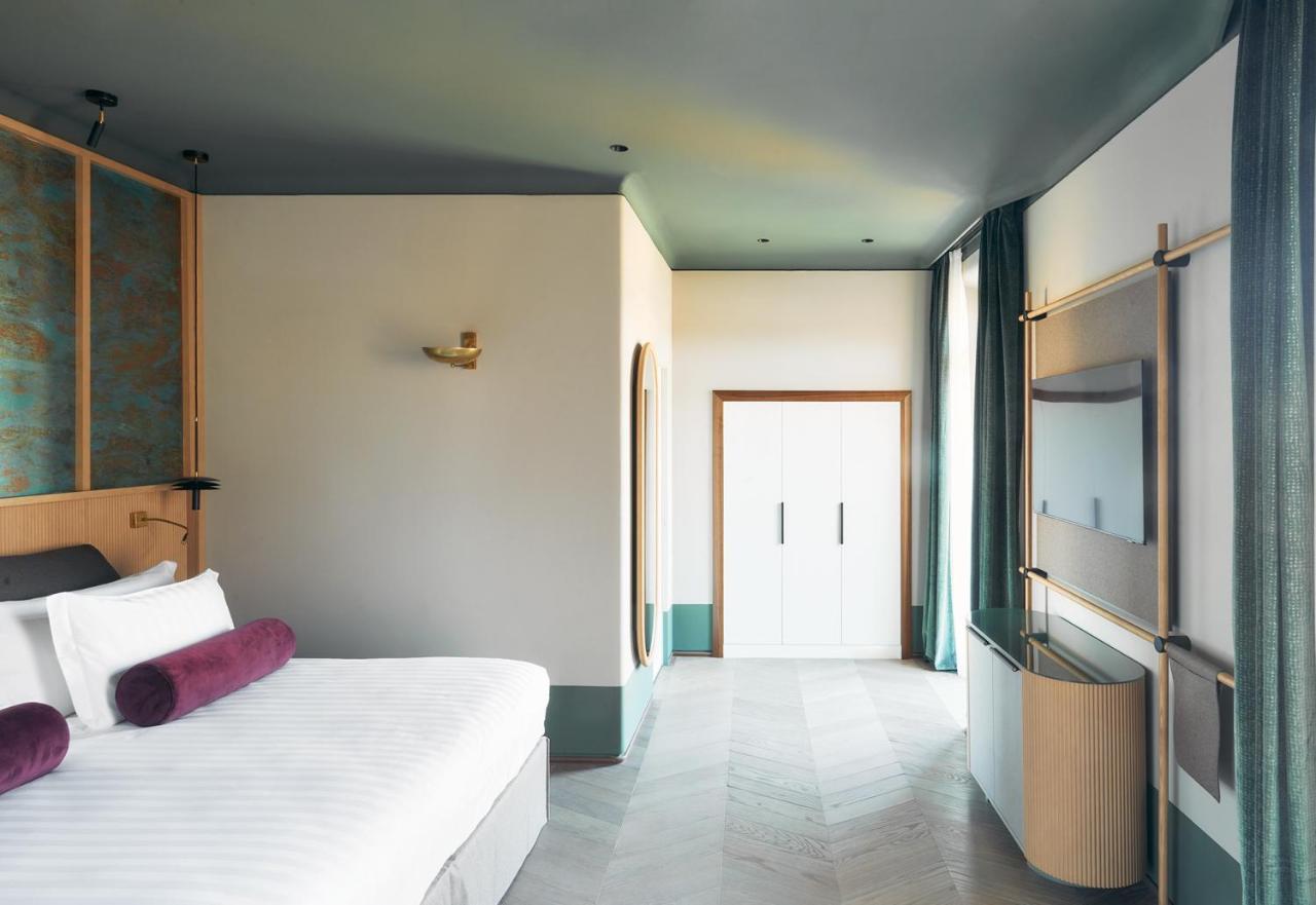 Superior Double or Twin Room City View