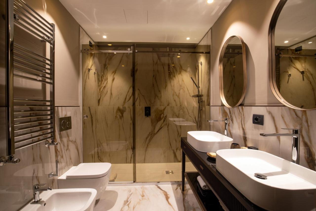 Junior Suite Via Mario de Fiori 59 A