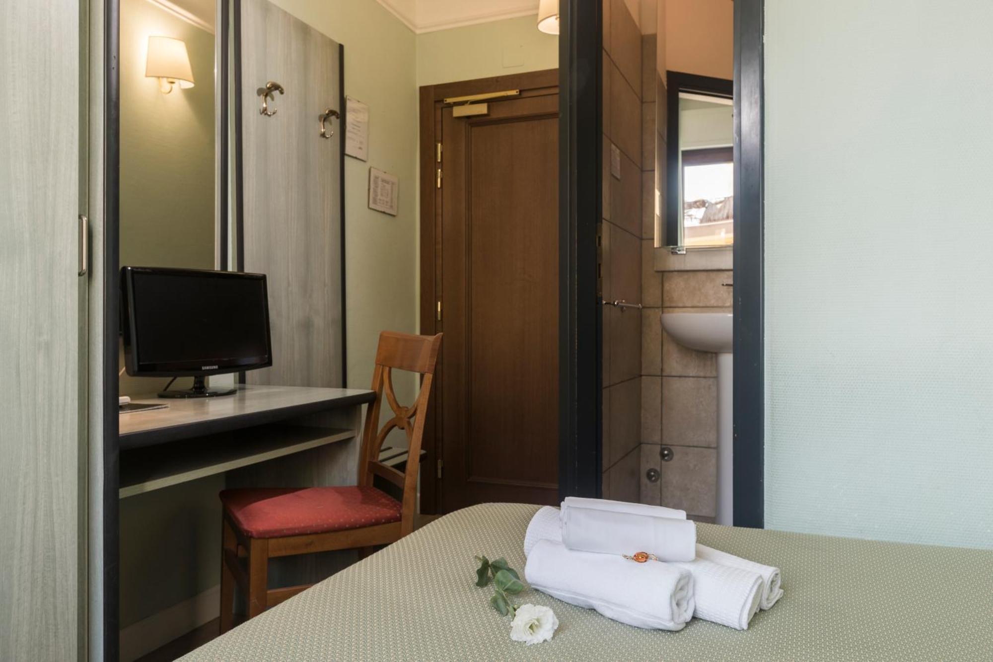 Economy Double Room