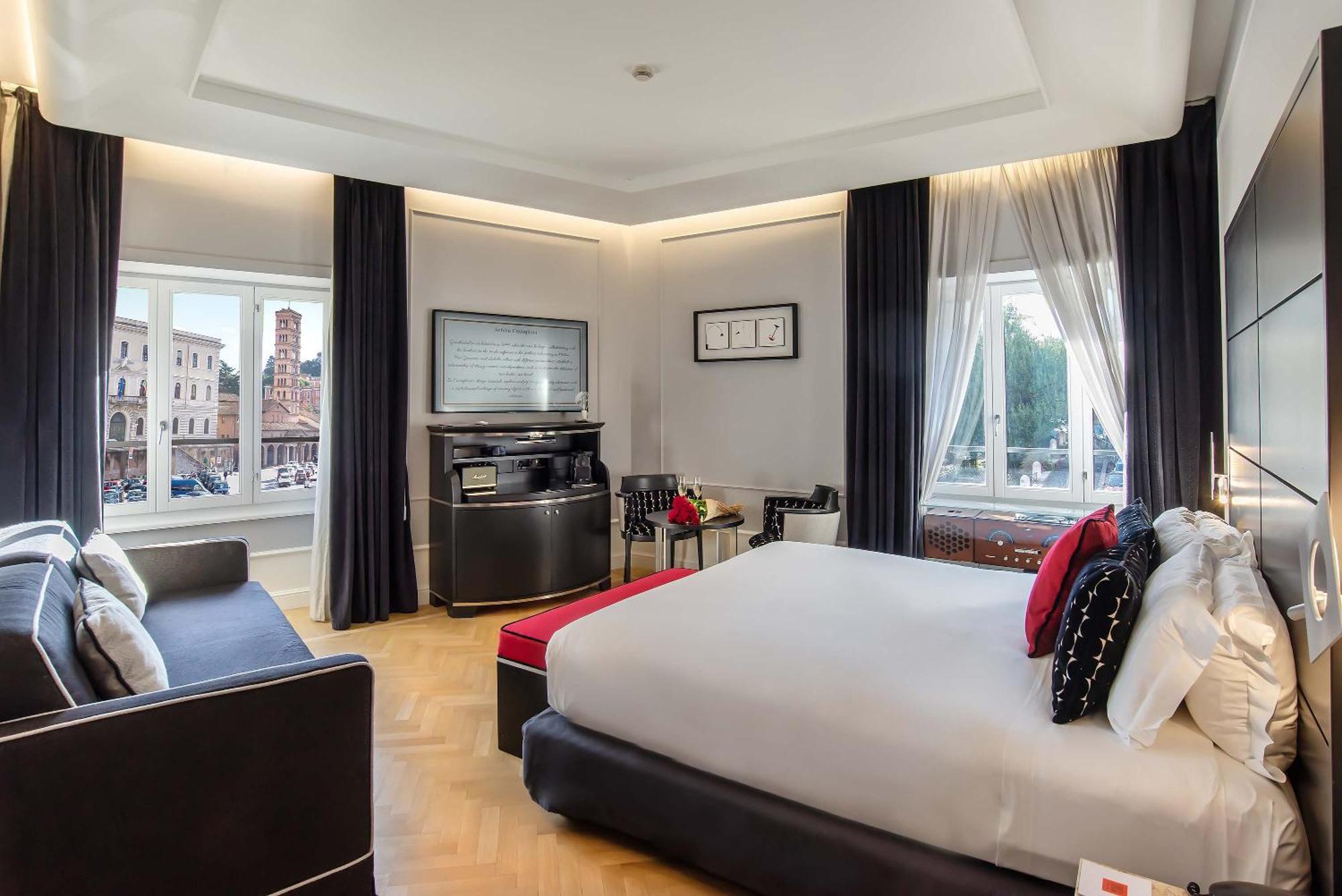 Deluxe Double or Twin Room Plus