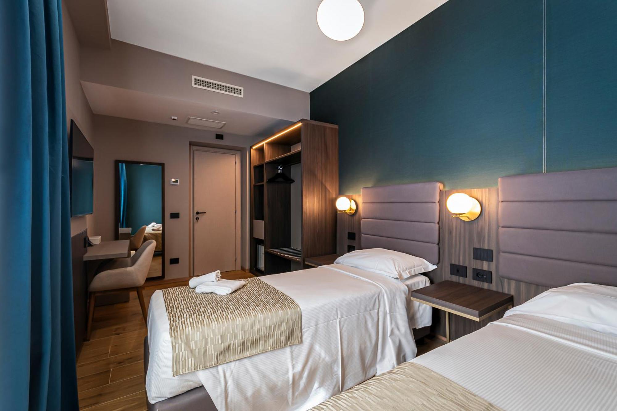 Deluxe Suite,1580149363:JPEG