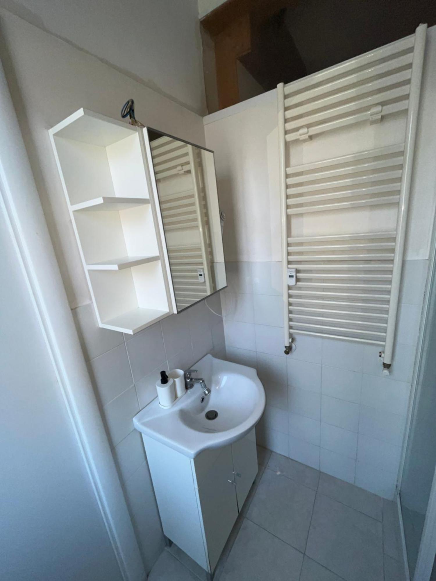 Quadruple Room Private Bathroom