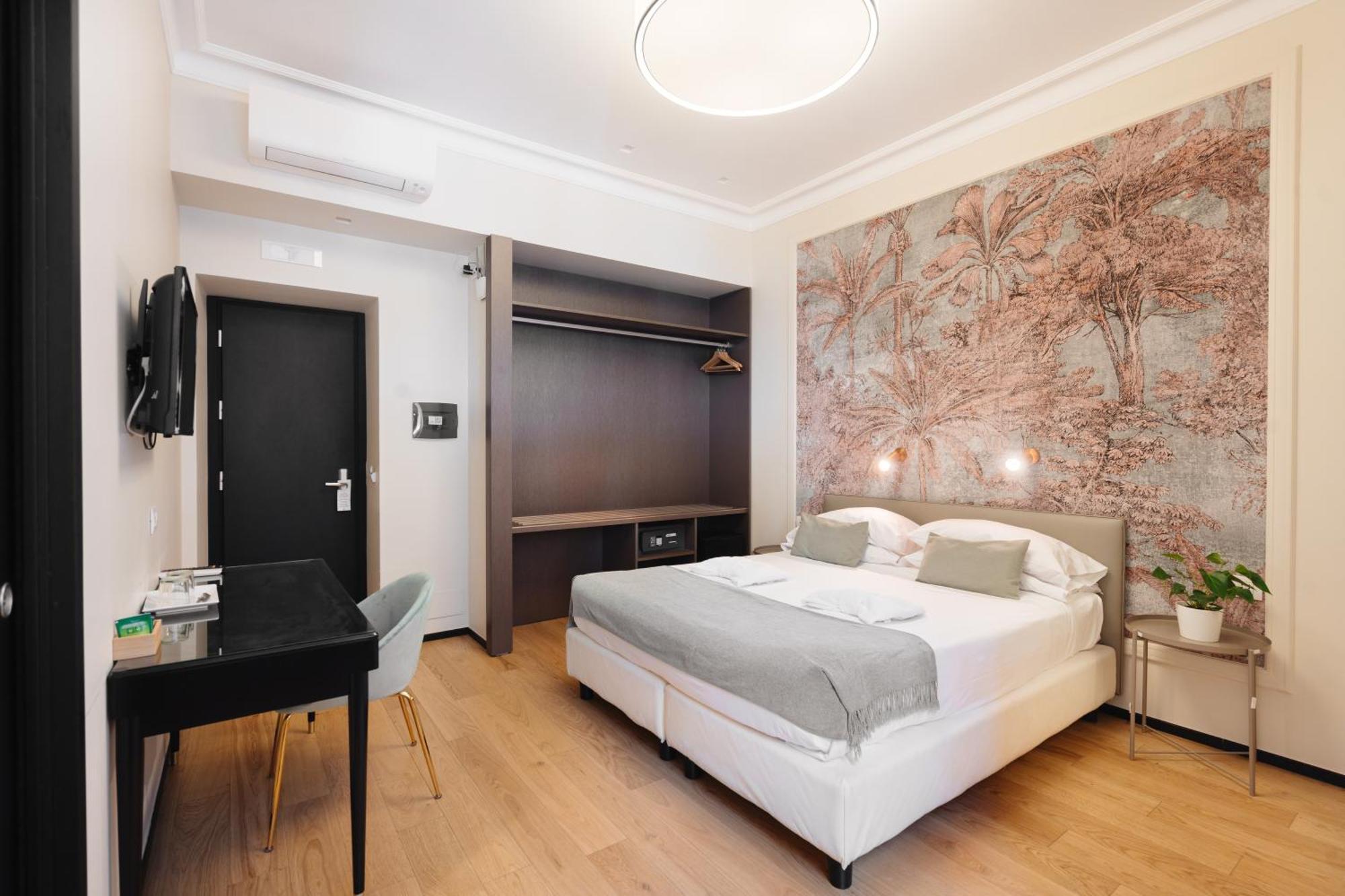 Standard Queen Room