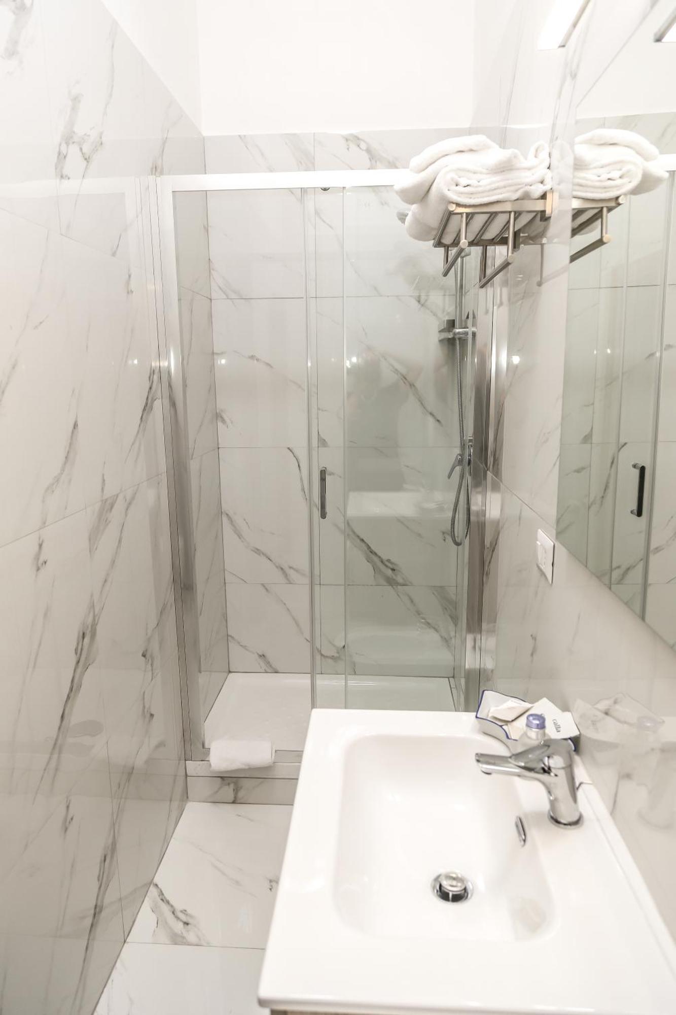 Single Room,1602958230:JPEG