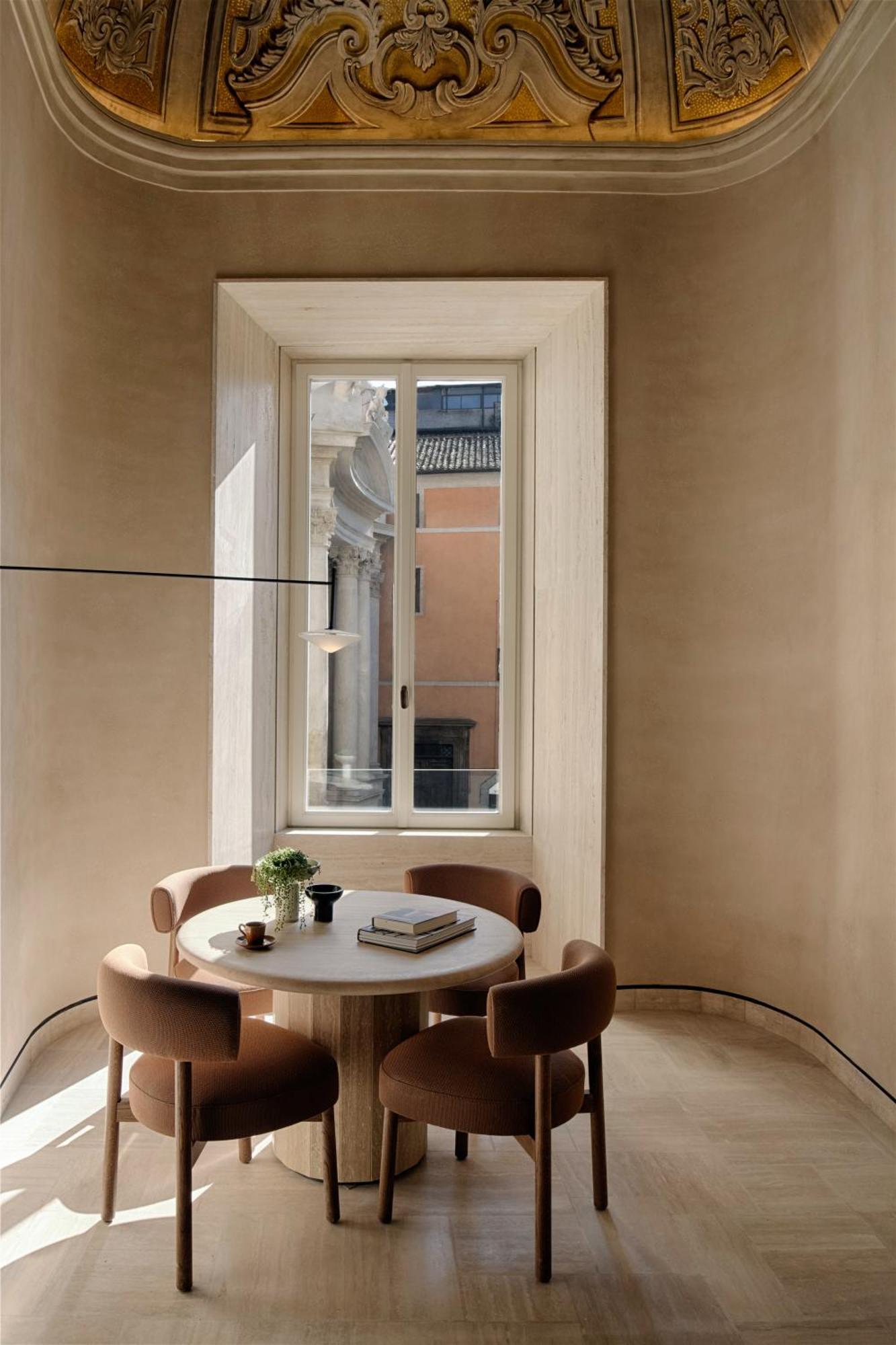 Corner Suite