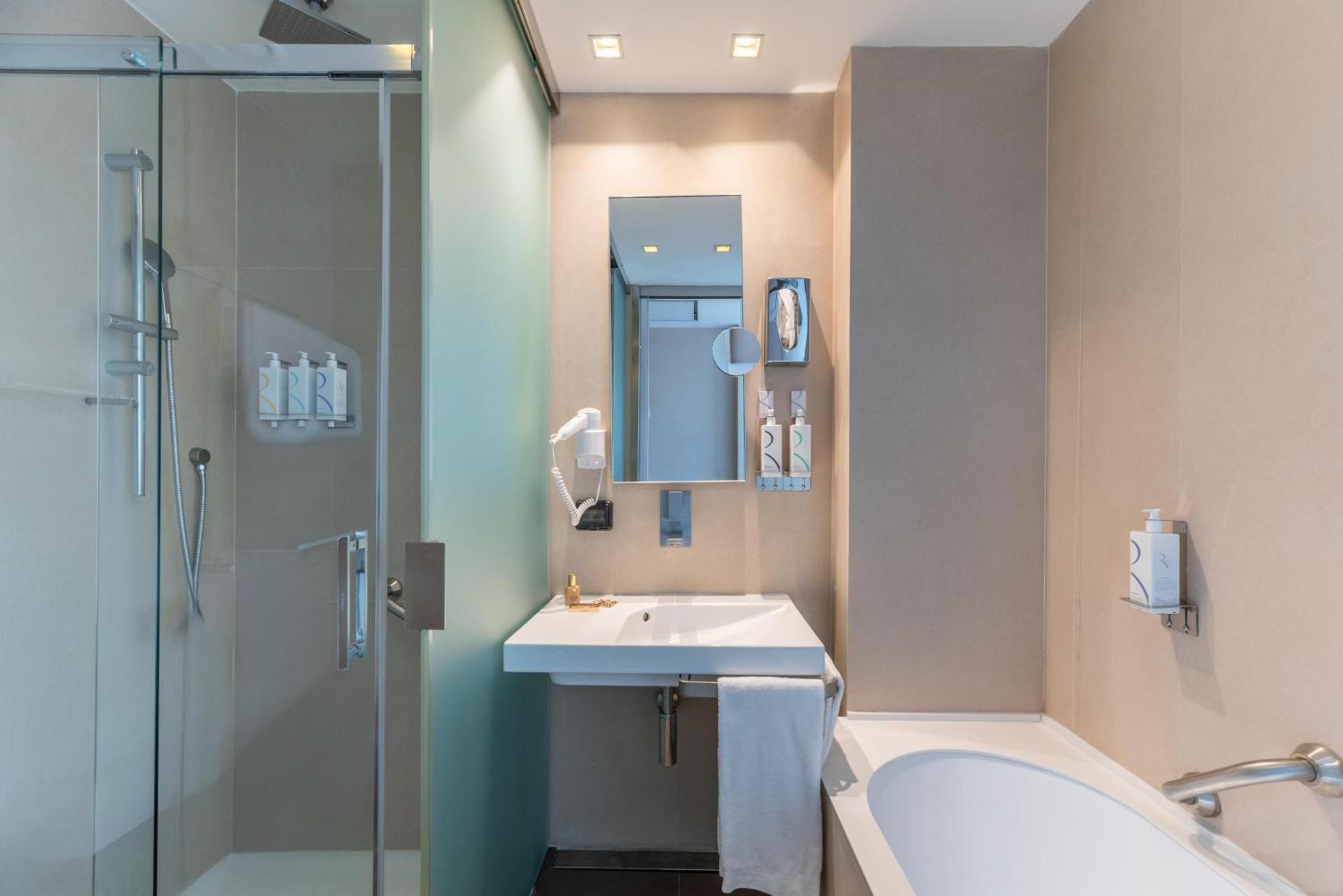 Comfort king Room