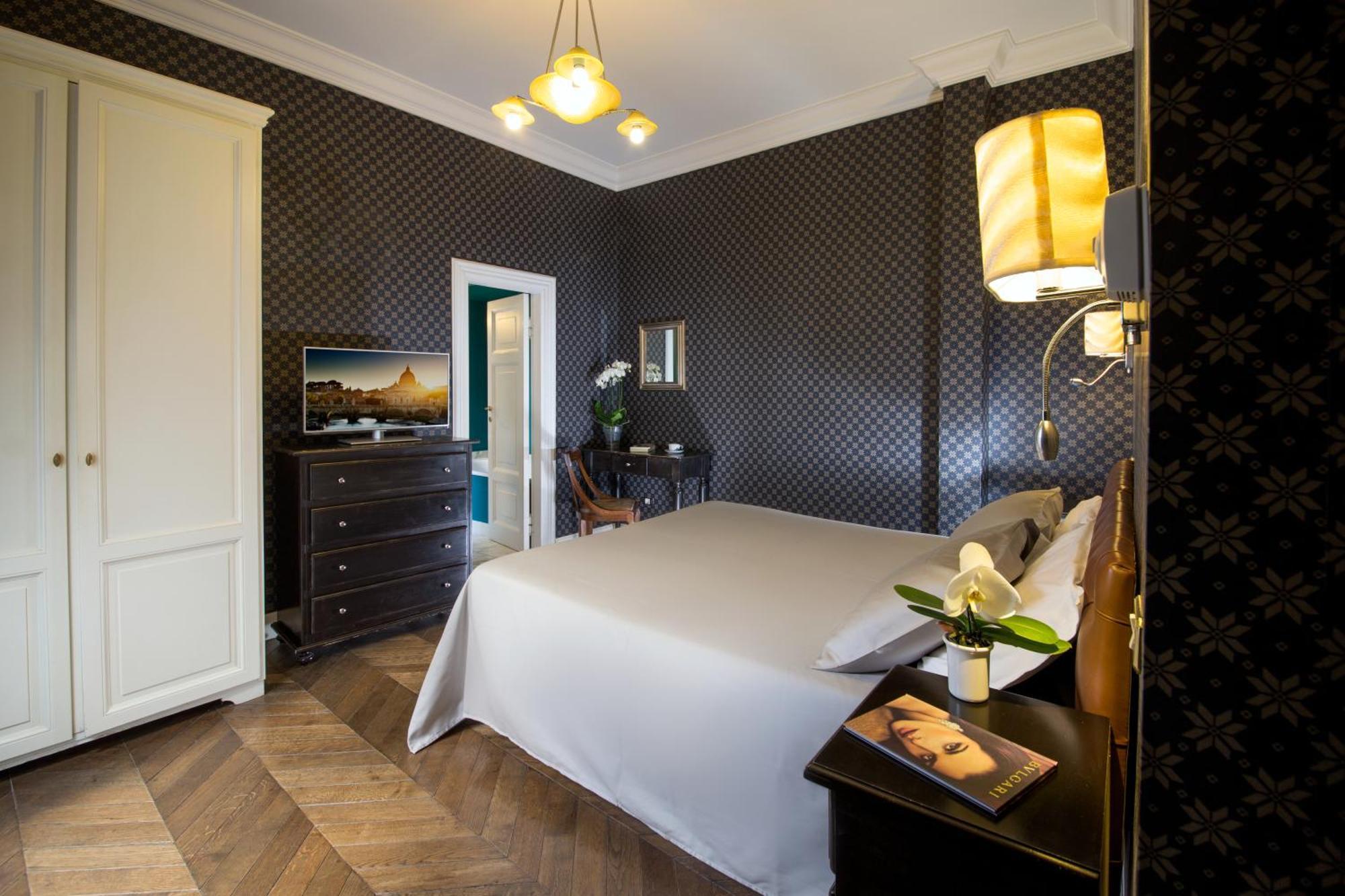 Standard Double or Twin Room Balcony