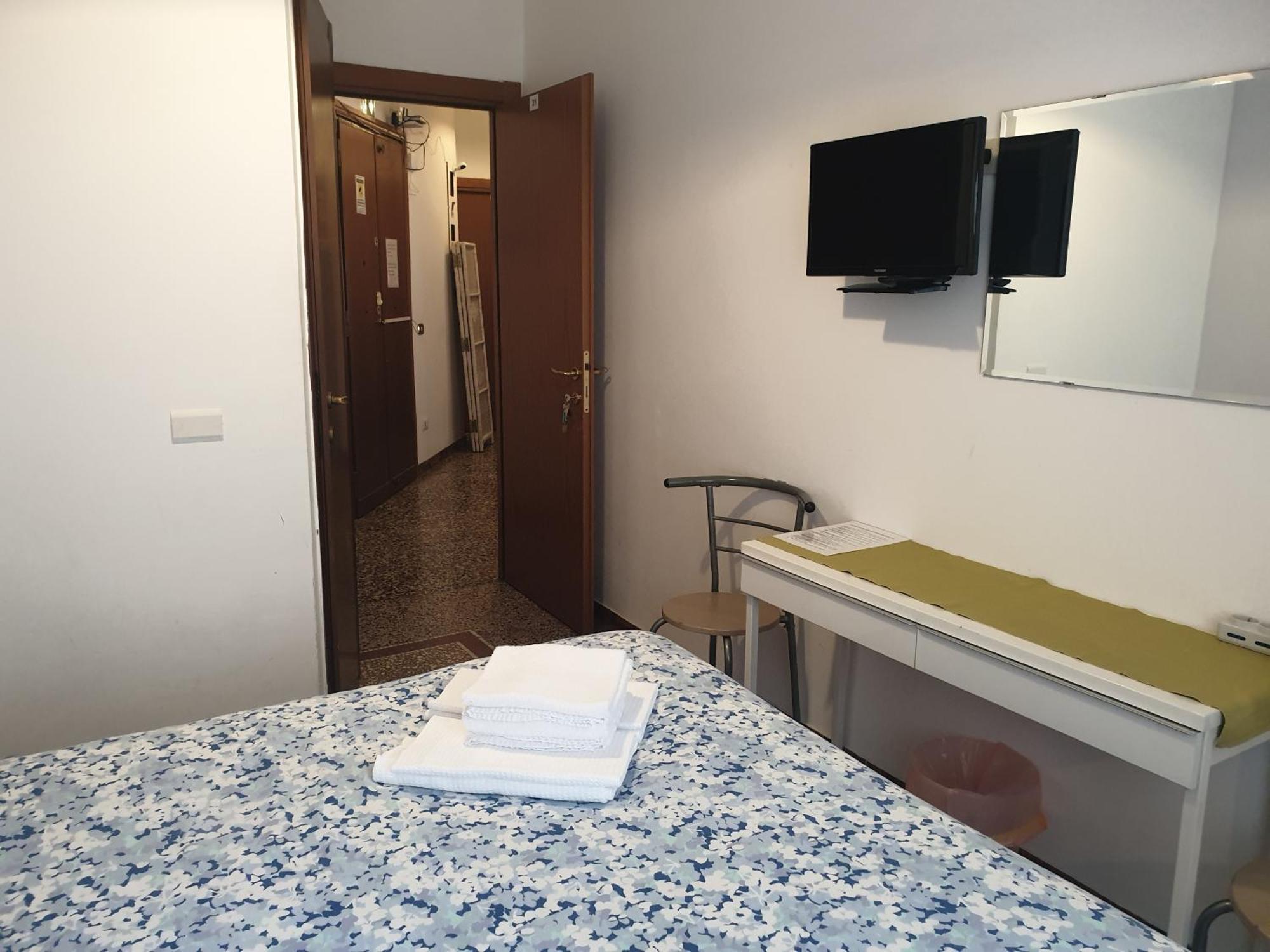 Single Room Bathroom