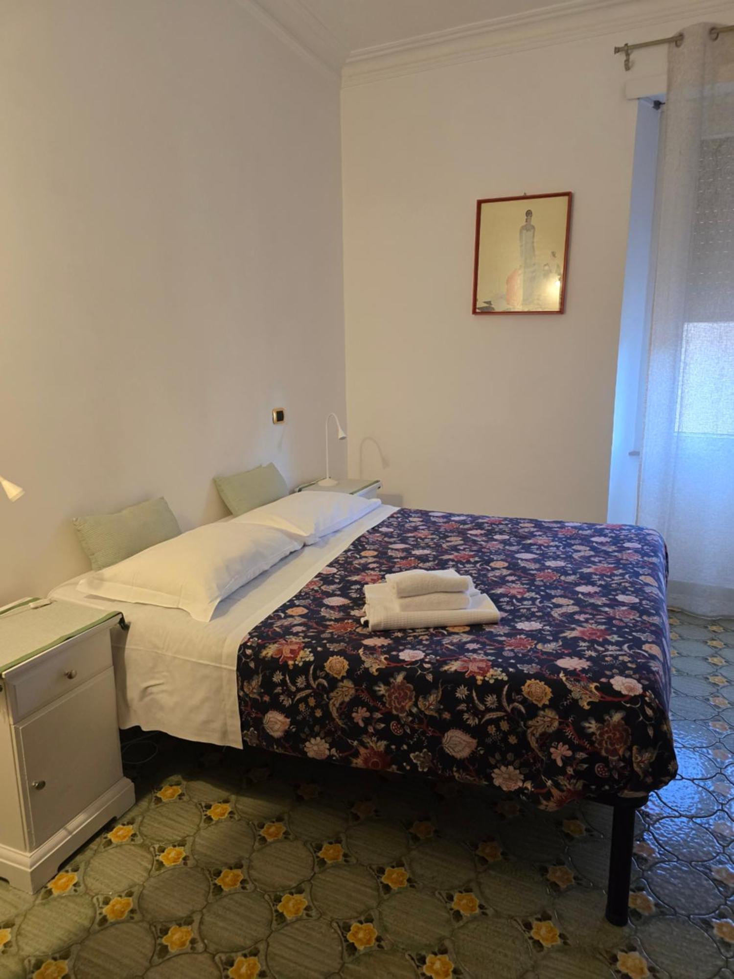 Double Room Private Bathroom