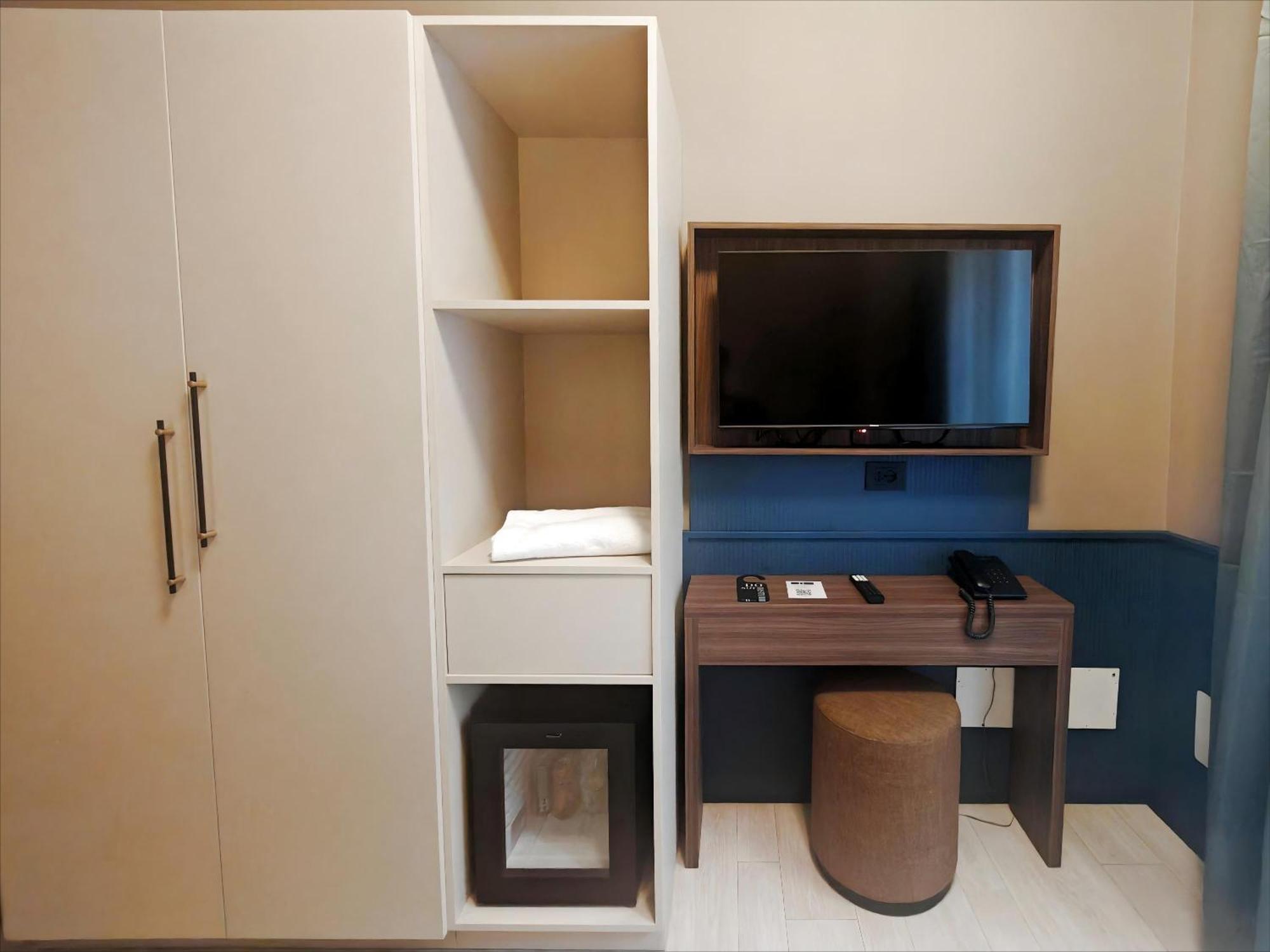 Single Room,1645687050:JPEG