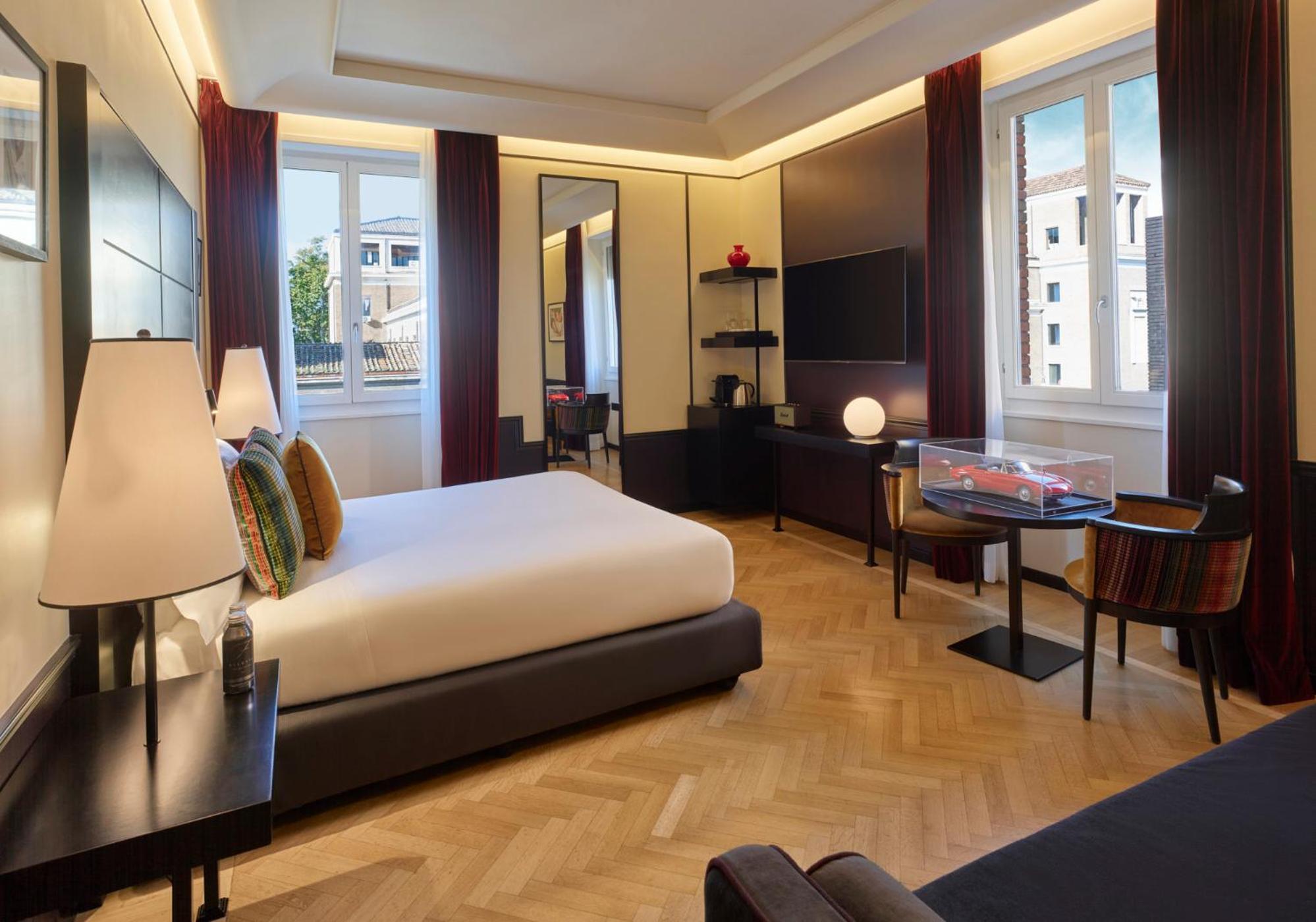 Deluxe Double or Twin Room Plus