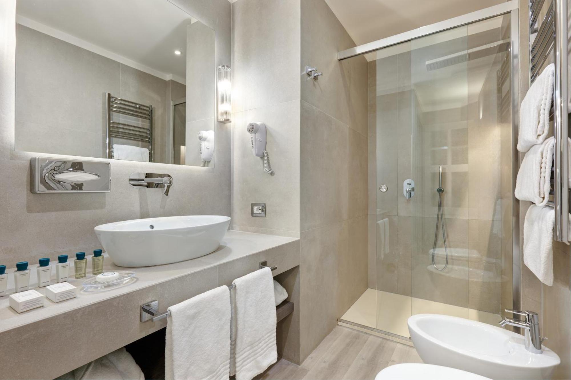 Executive Family Room,1658090851:JPEG