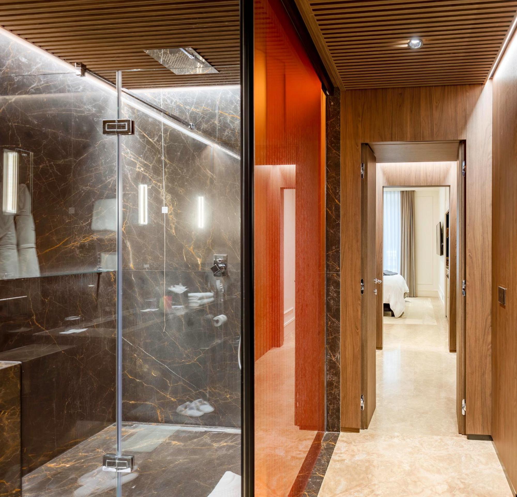 Suite View