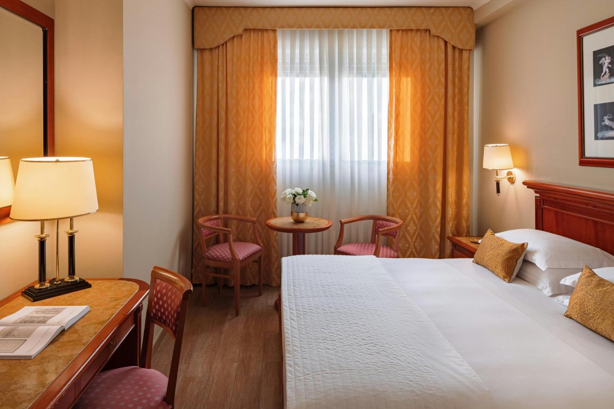 Classic Double Room
