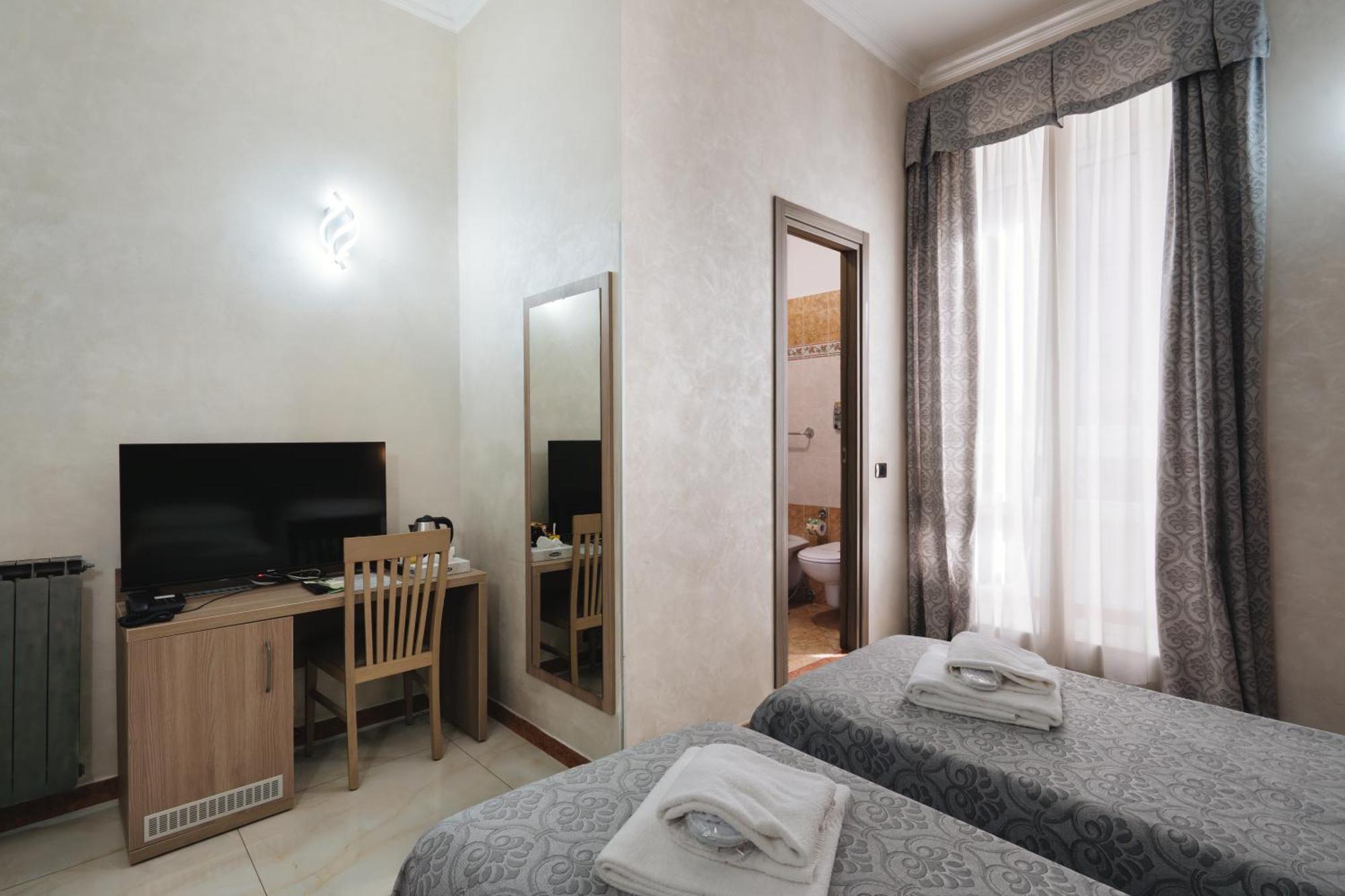 Economy Double Room