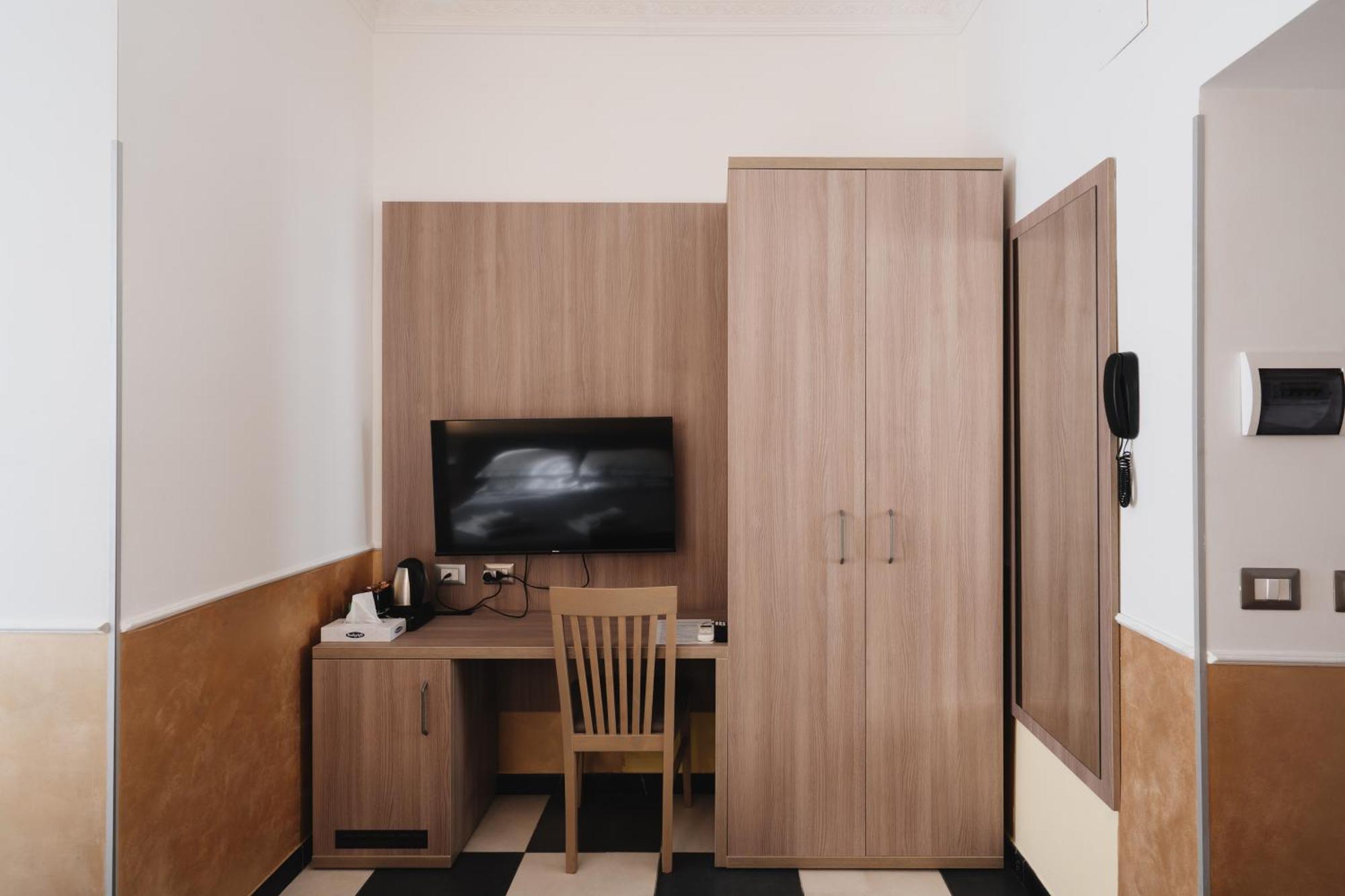 Economy Double Room