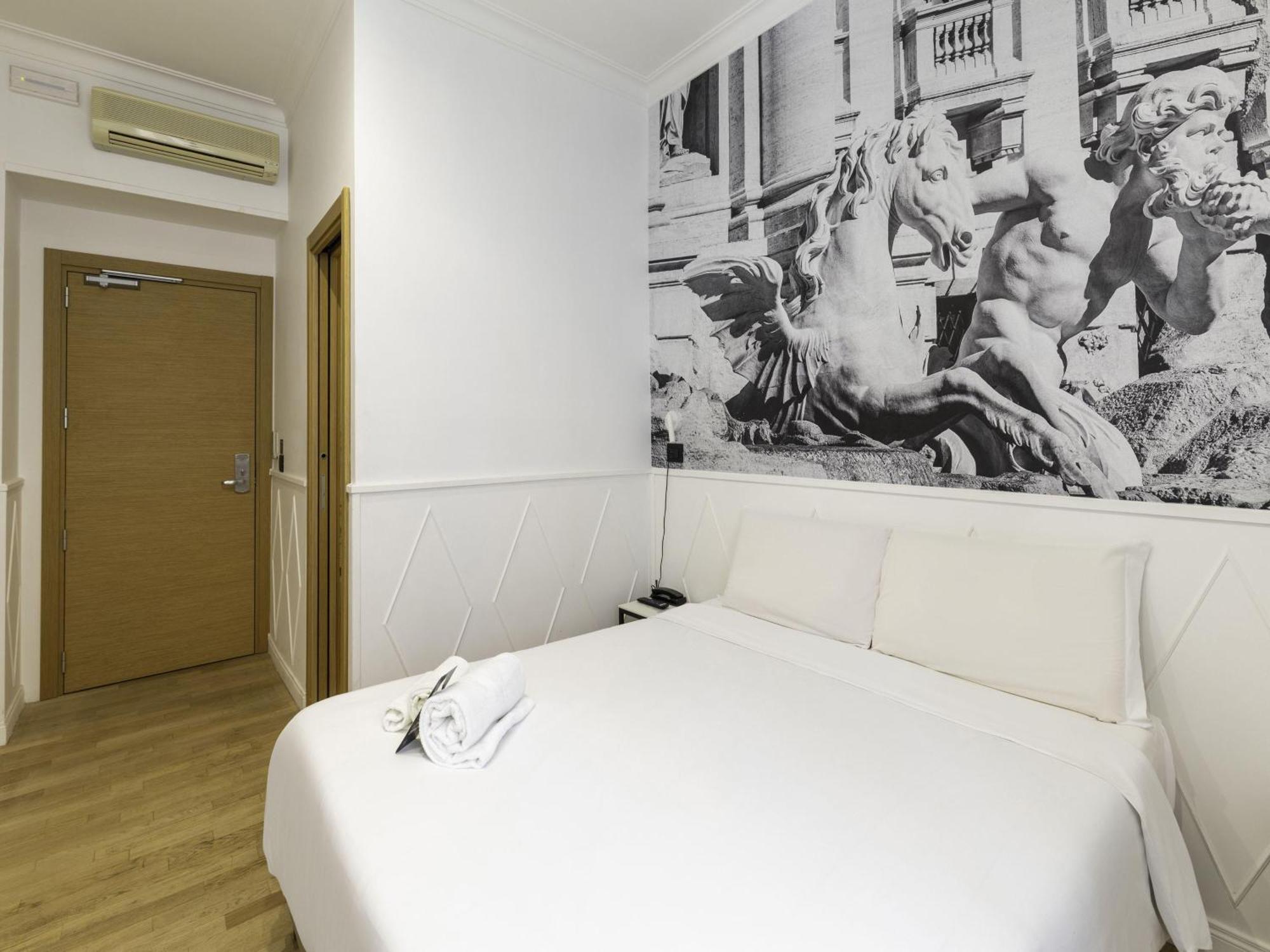Double Room,1742661064:JPEG