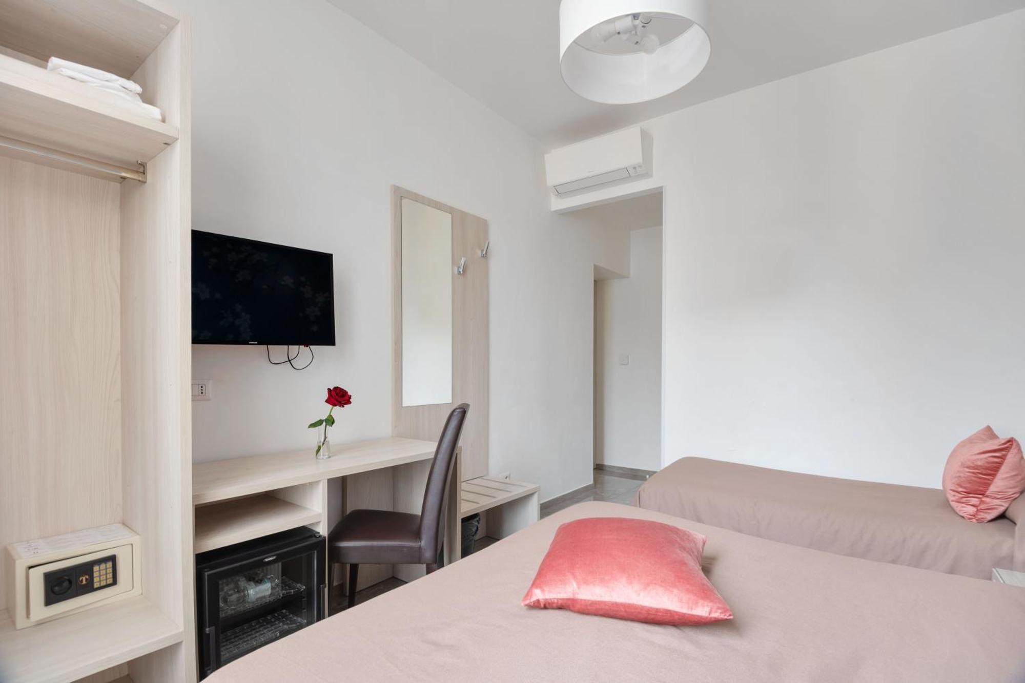 Triple Room Private Bathroom