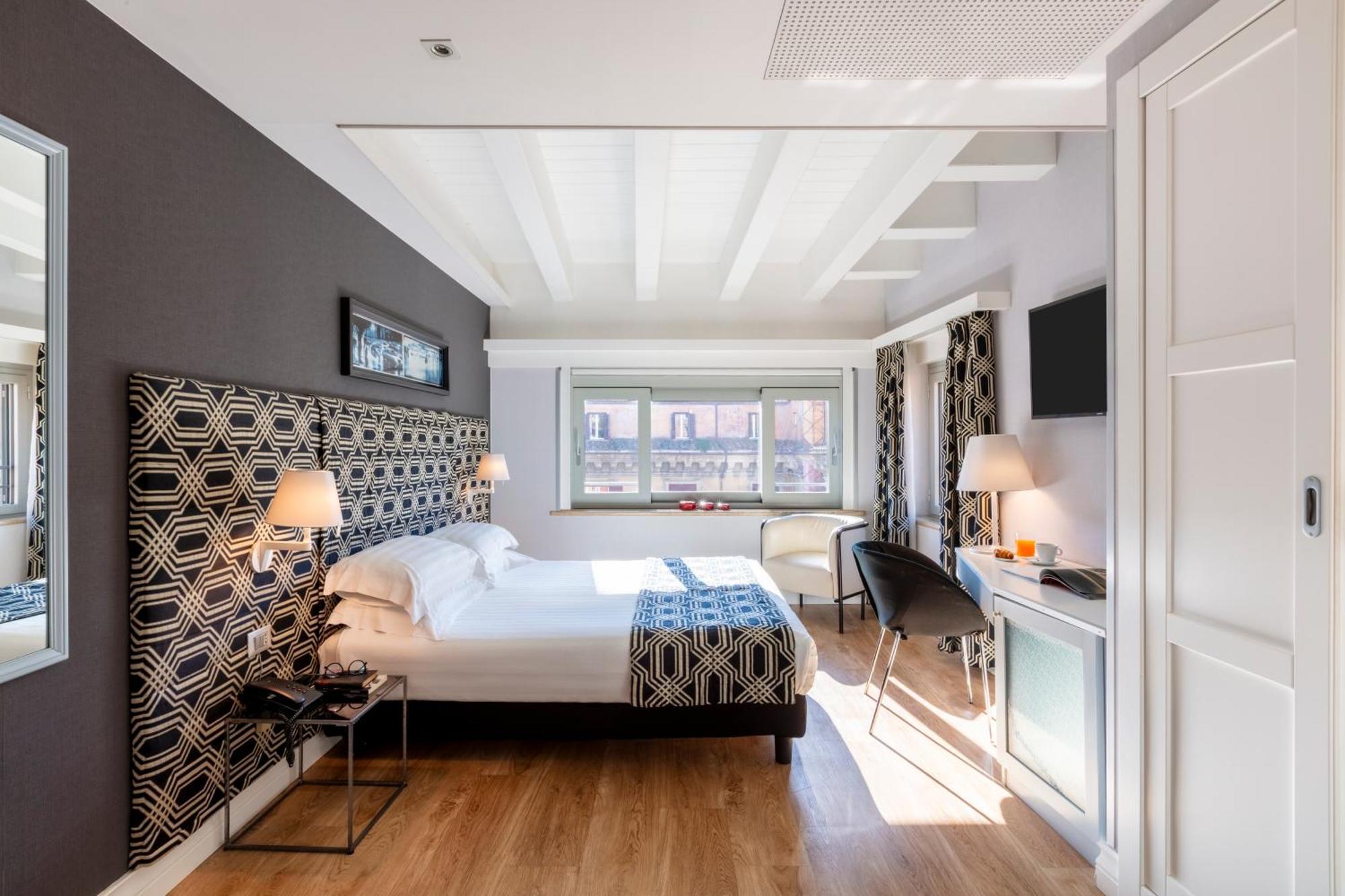 Superior Double or Twin Room City View