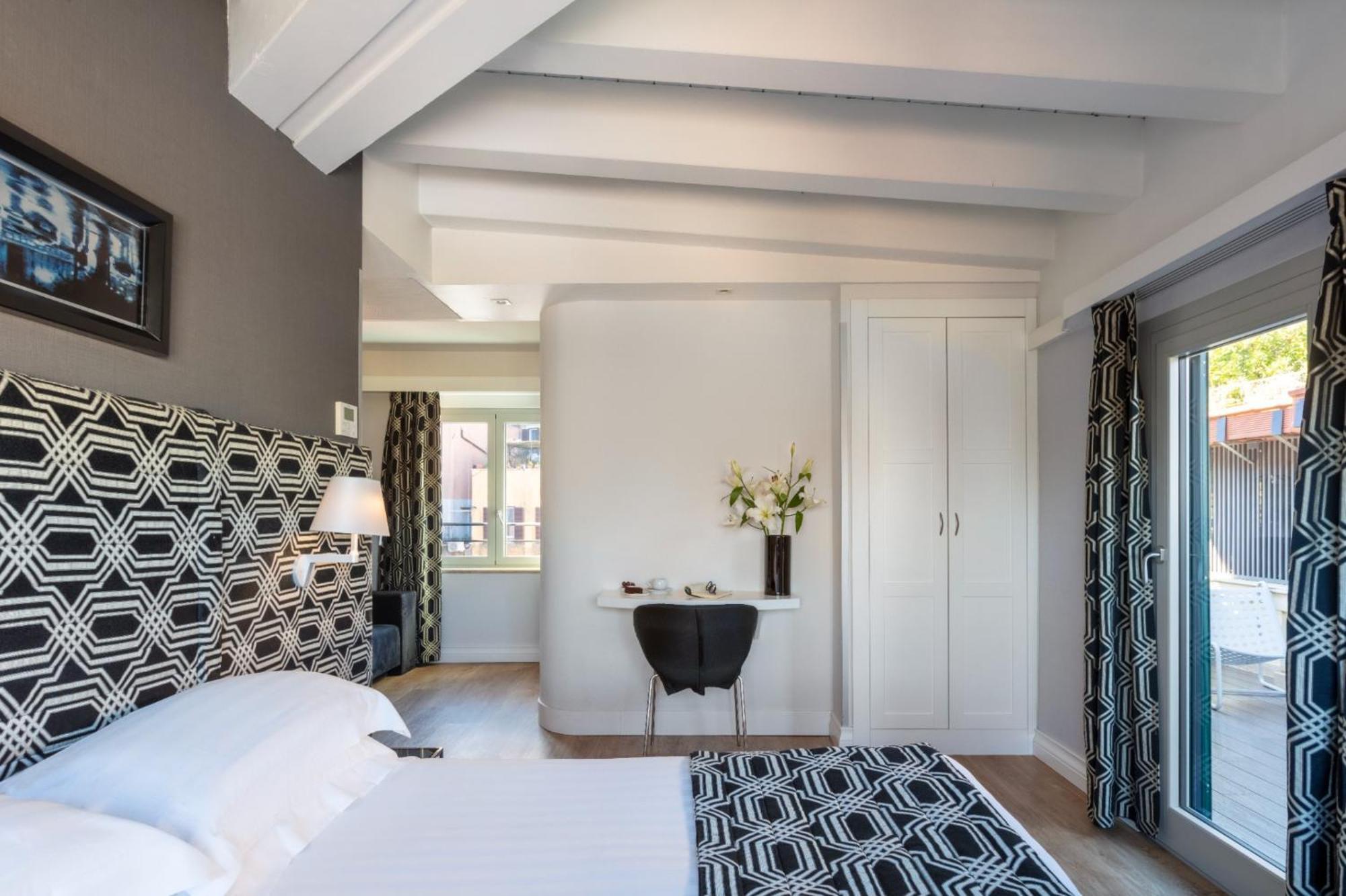 Superior Double or Twin Room Terrace