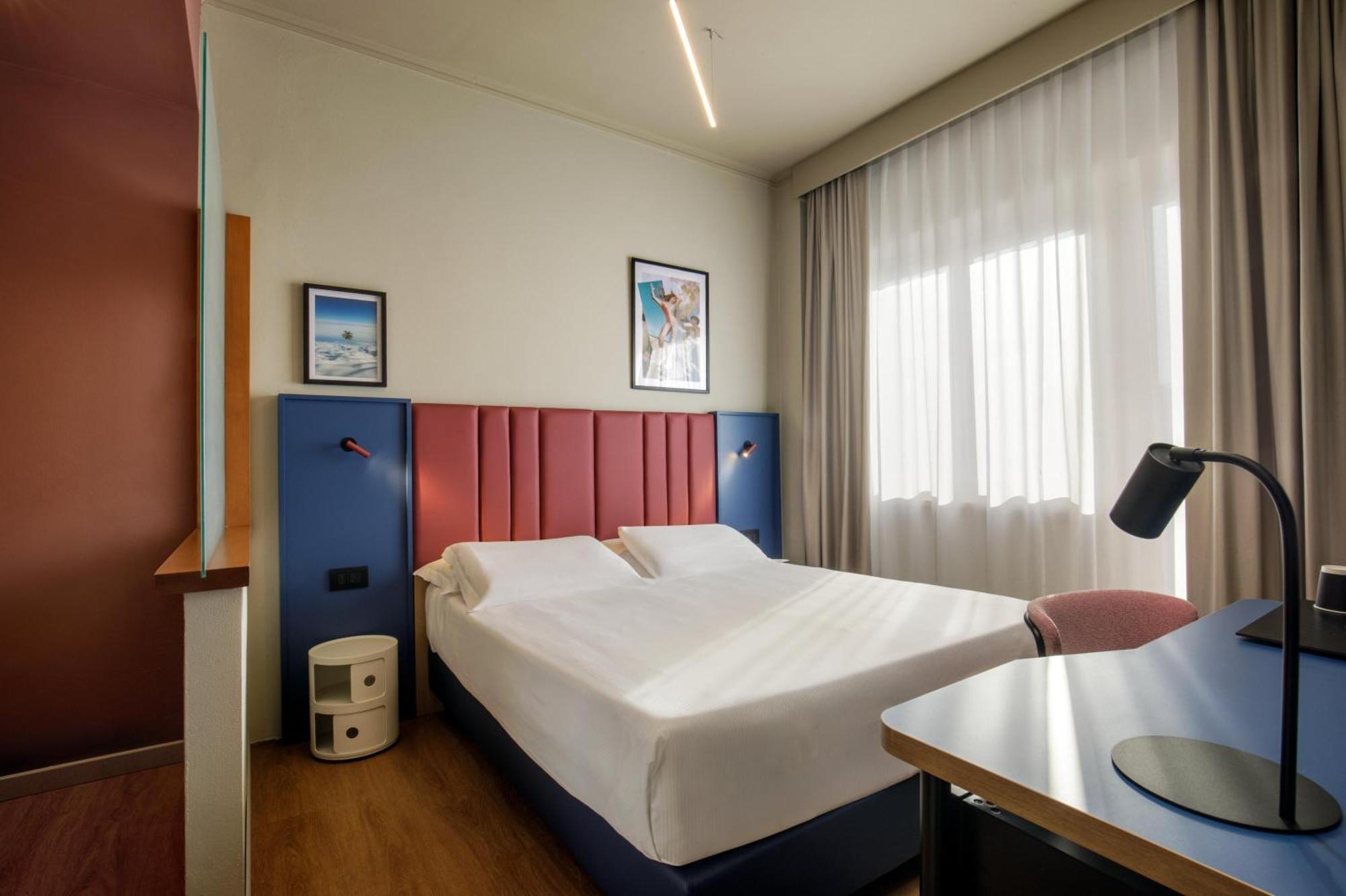 Economy Double Room,1765155999:JPEG