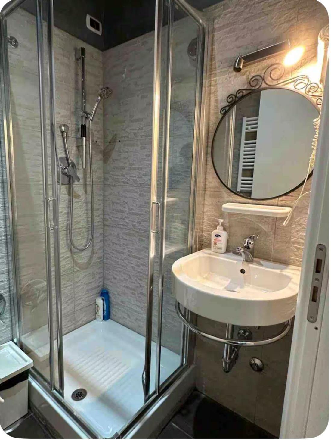Triple Room Private Bathroom