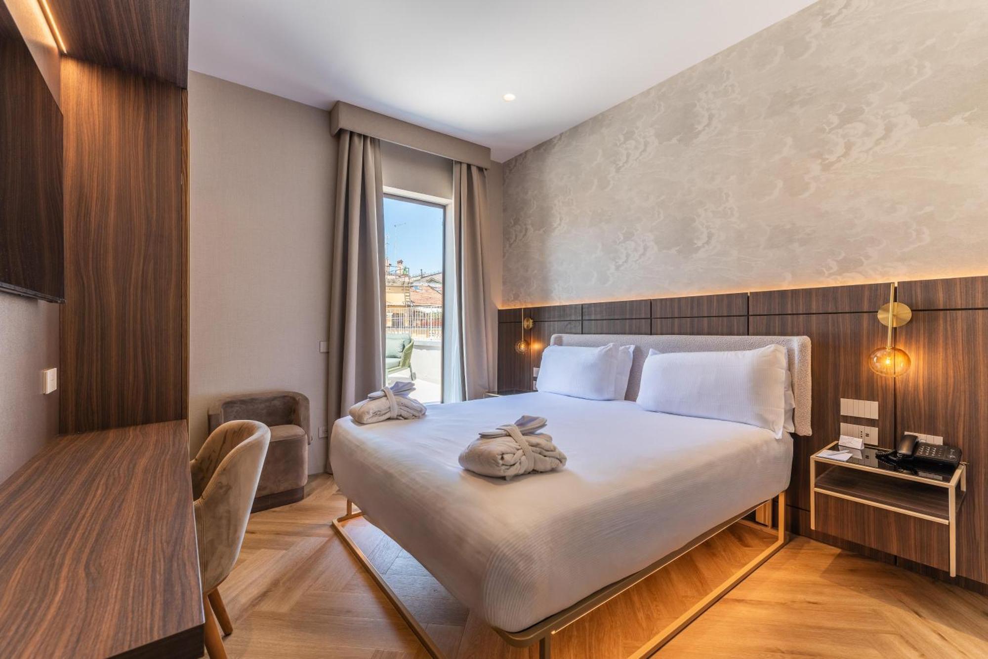 Standard King Room