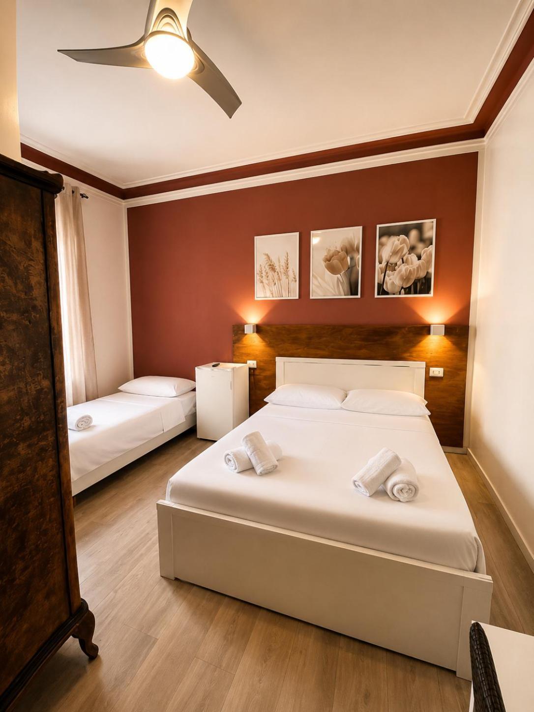 Triple Room Private Bathroom
