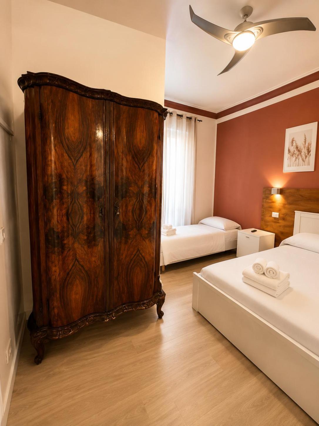 Triple Room Private Bathroom