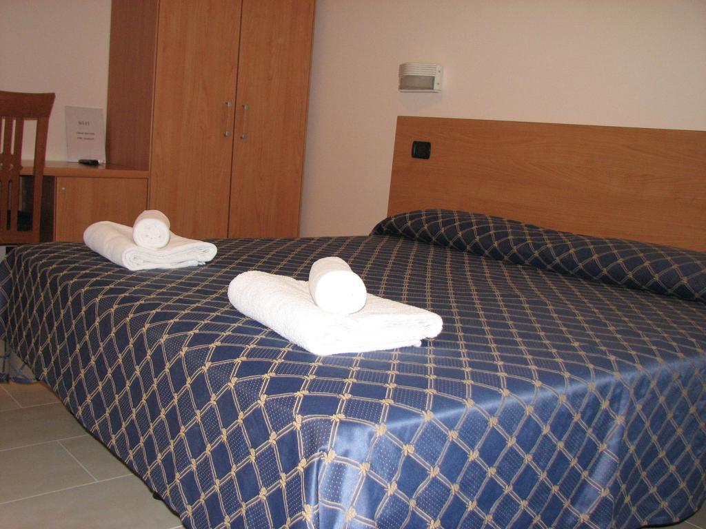 Double or Twin Room Annex
