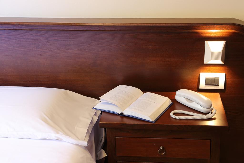 Triple Room,632071590:JPEG