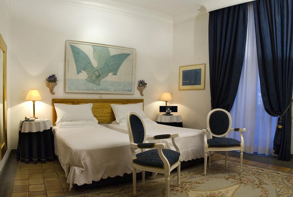 Double or Twin Room,378305008:JPEG